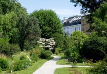 Garten für die Kaiserin: Geschichte des „HBV“